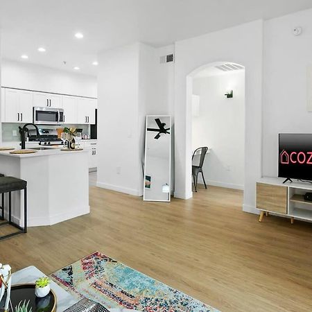 Cozysuites Glendale By The Stadium With Pool 02 Esterno foto
