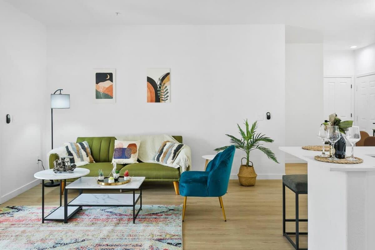 Cozysuites Glendale By The Stadium With Pool 02 Esterno foto