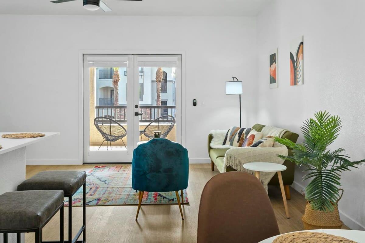 Cozysuites Glendale By The Stadium With Pool 02 Esterno foto